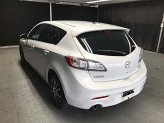 MAZDA AXELA 2010