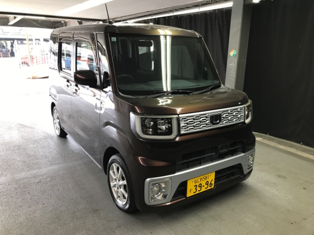 DAIHATSU WAKE 2015