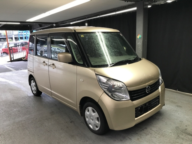 NISSAN ROOX 2012