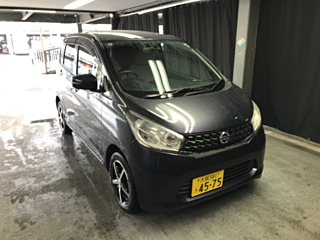NISSAN DAYZ 2013