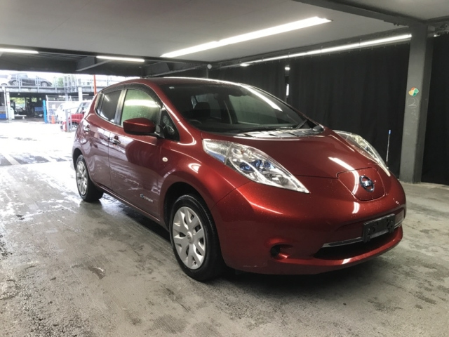 NISSAN LEAF 2016