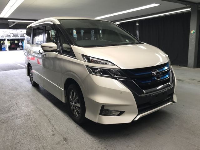 NISSAN SERENA 2018