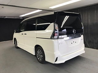 NISSAN SERENA 2018
