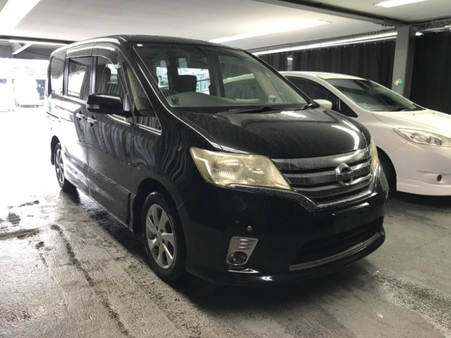 NISSAN SERENA 2012