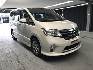 NISSAN SERENA 2013
