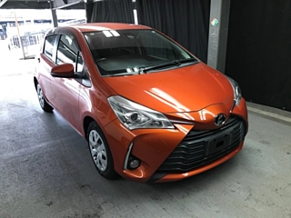 TOYOTA VITZ 2017