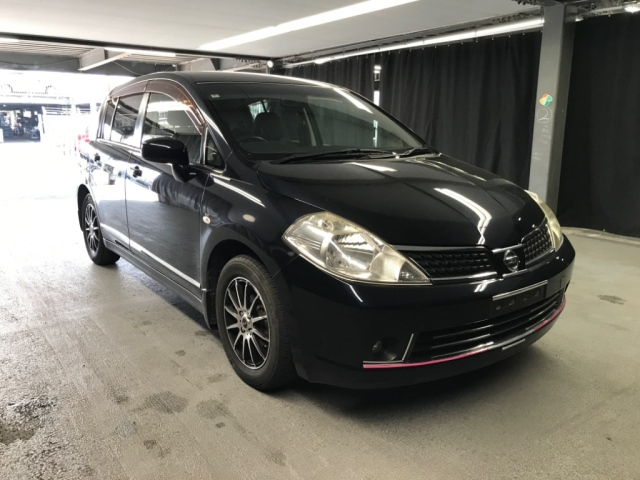 NISSAN TIIDA 2008