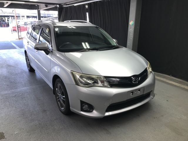 TOYOTA COROLLA FIELDER 2012
