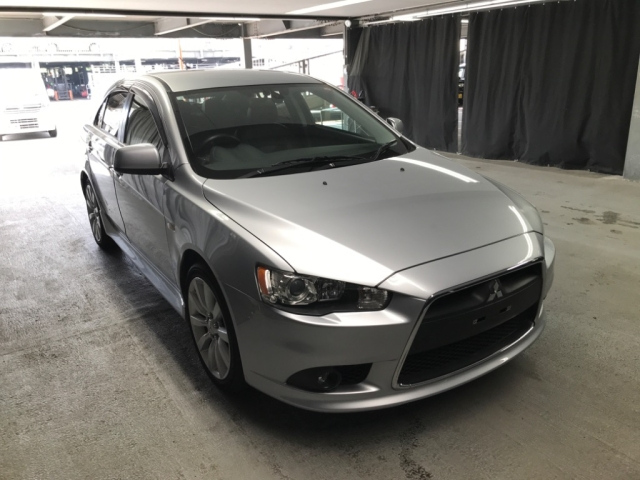 MITSUBISHI GALANT FORTIS 2010
