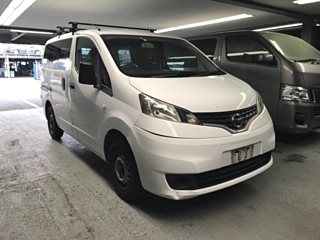 NISSAN NV200 2010
