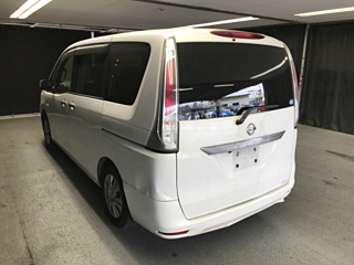 NISSAN SERENA 2013