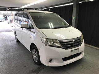 NISSAN SERENA 2013