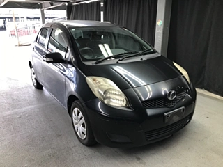 TOYOTA VITZ 2009