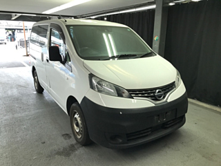 NISSAN NV200 2020