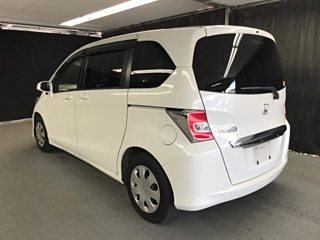 HONDA FREED 2015