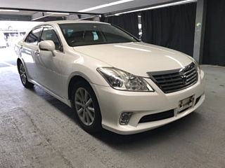 TOYOTA CROWN 2010