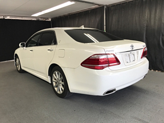 TOYOTA CROWN 2010