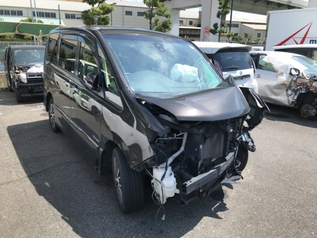 NISSAN SERENA 2014