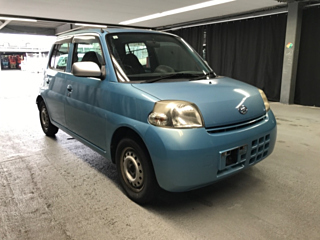 DAIHATSU ESSE 2011