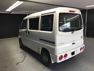 MITSUBISHI MINICAB VAN 2010