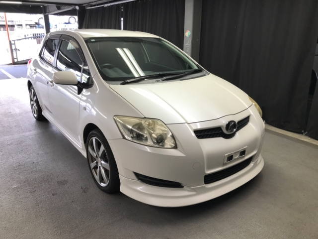 TOYOTA AURIS 2008