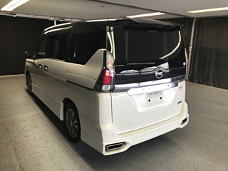NISSAN SERENA 2017