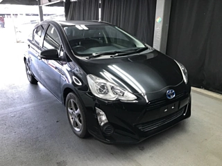 TOYOTA AQUA 2015
