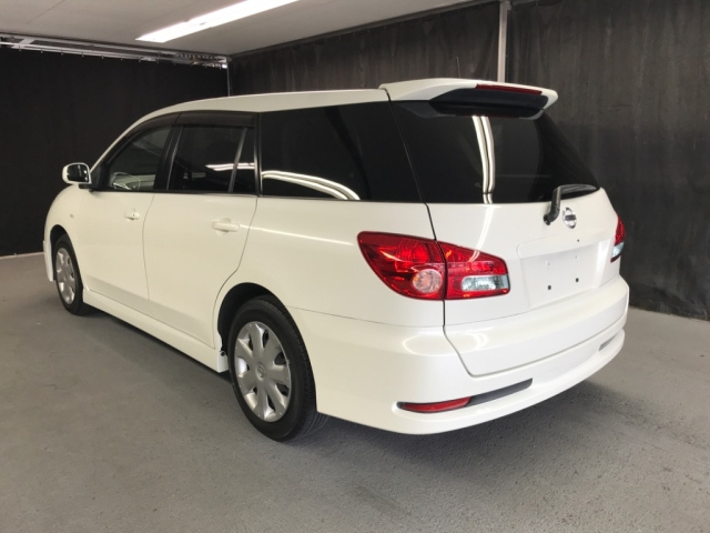 NISSAN WINGROAD 2009