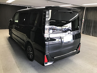 TOYOTA VOXY 2015
