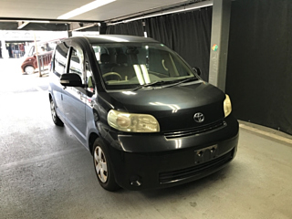 TOYOTA PORTE 2011