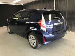 TOYOTA AQUA 2019