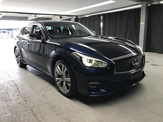 NISSAN FUGA 2015