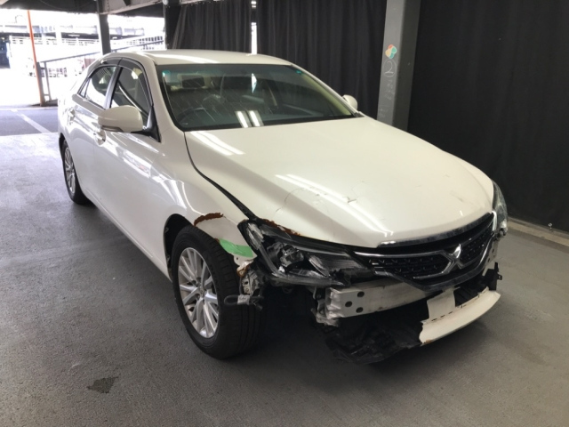 TOYOTA MARK X 2016