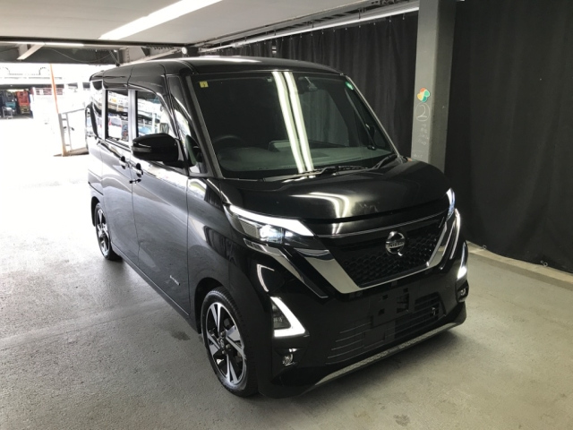 NISSAN ROOX 2020