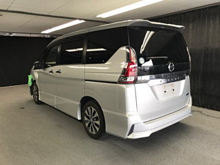 NISSAN SERENA 2017