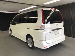 NISSAN SERENA 2009