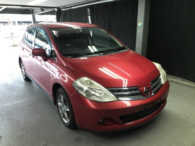 NISSAN TIIDA 2009