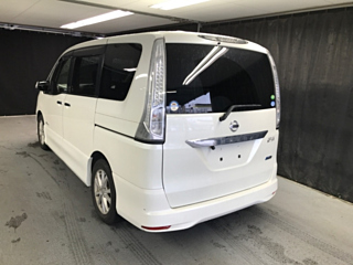 NISSAN SERENA 2012