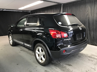 NISSAN DUALIS 2010