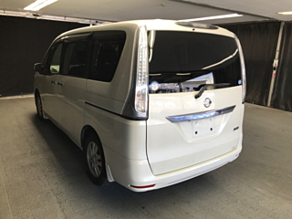 NISSAN SERENA 2013