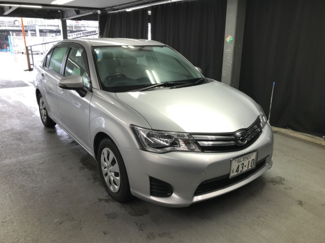 TOYOTA COROLLA AXIO 2013