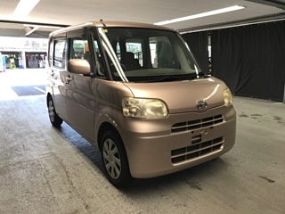 DAIHATSU TANTO 2010