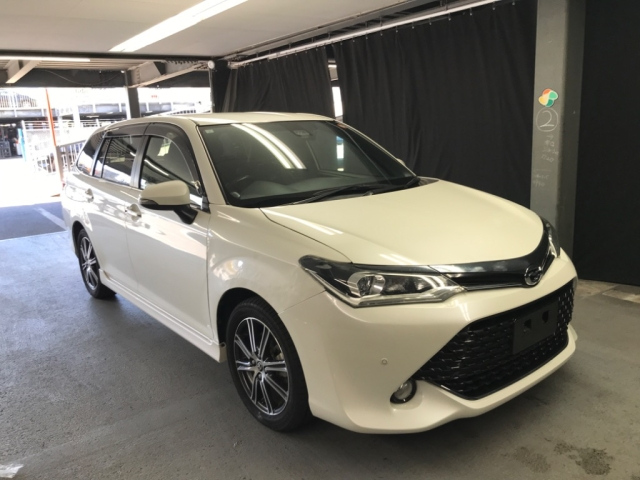 TOYOTA COROLLA FIELDER 2017