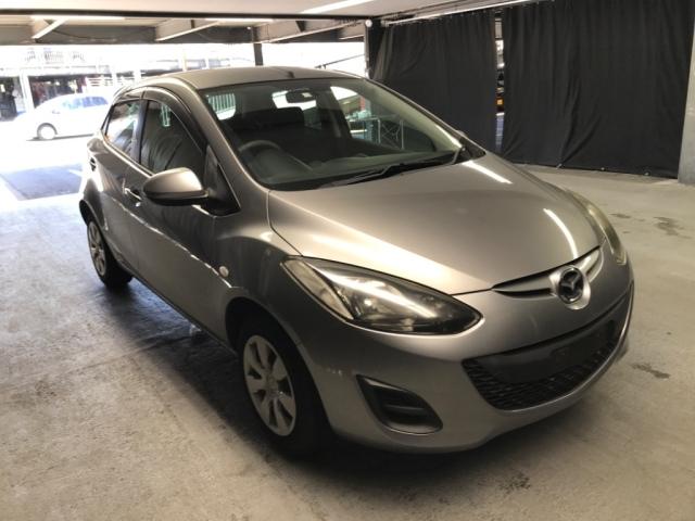 MAZDA DEMIO 2014