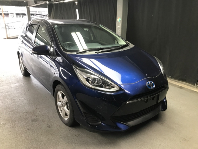 TOYOTA AQUA 2018