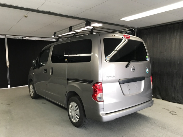 NISSAN NV200 2018