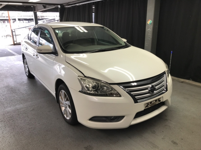 NISSAN SYLPHY 2015
