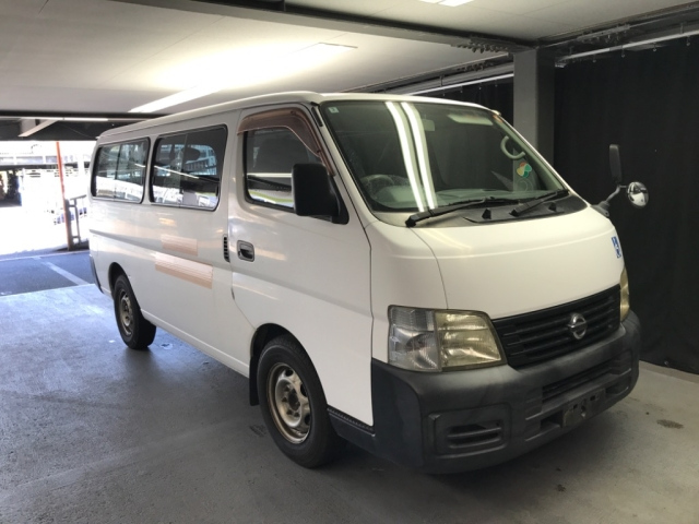 NISSAN CARAVAN 2005