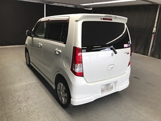 SUZUKI WAGON R 2011