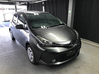 TOYOTA VITZ 2014